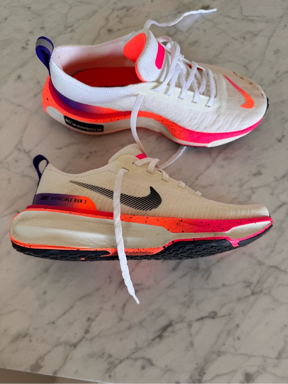 🎈Nike White Running Shoes with Bright Coral and Hot Pink Accents